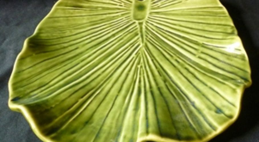 palm leaf with ruffle